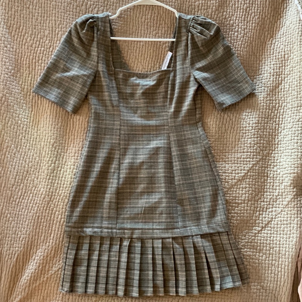 Great bcbg dress never worn!
